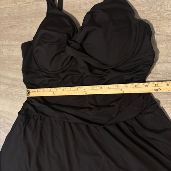 Anne Cole Swim Suit Womens 20w Black One Piece Flowy Ruche Beach Vacation Pool - Picture 3 of 6